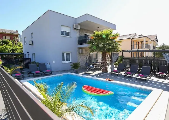 Beachfront Holiday Villa Corluka